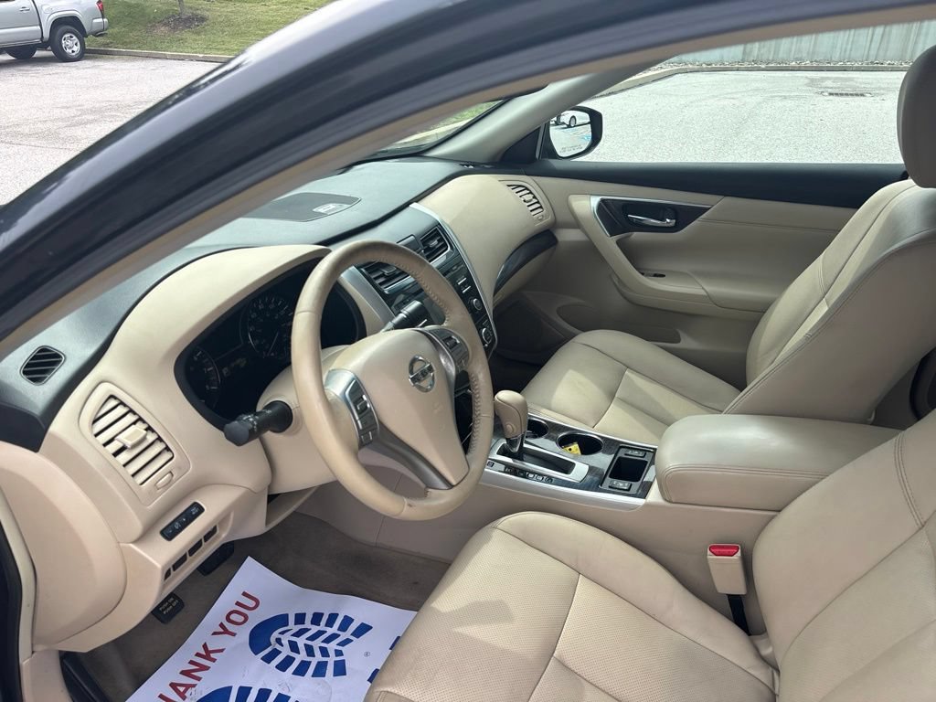Used 2013 Nissan Altima 2.5 SL w/ 2.5 Moonroof Pkg FWD image 9