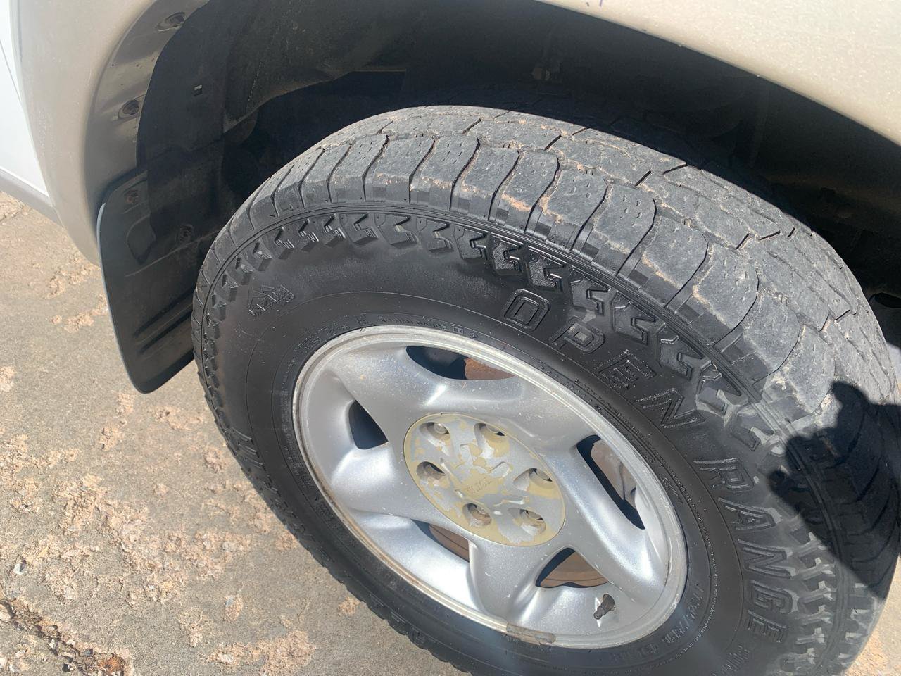 Used 2001 Toyota Sequoia SR5 RWD image 30