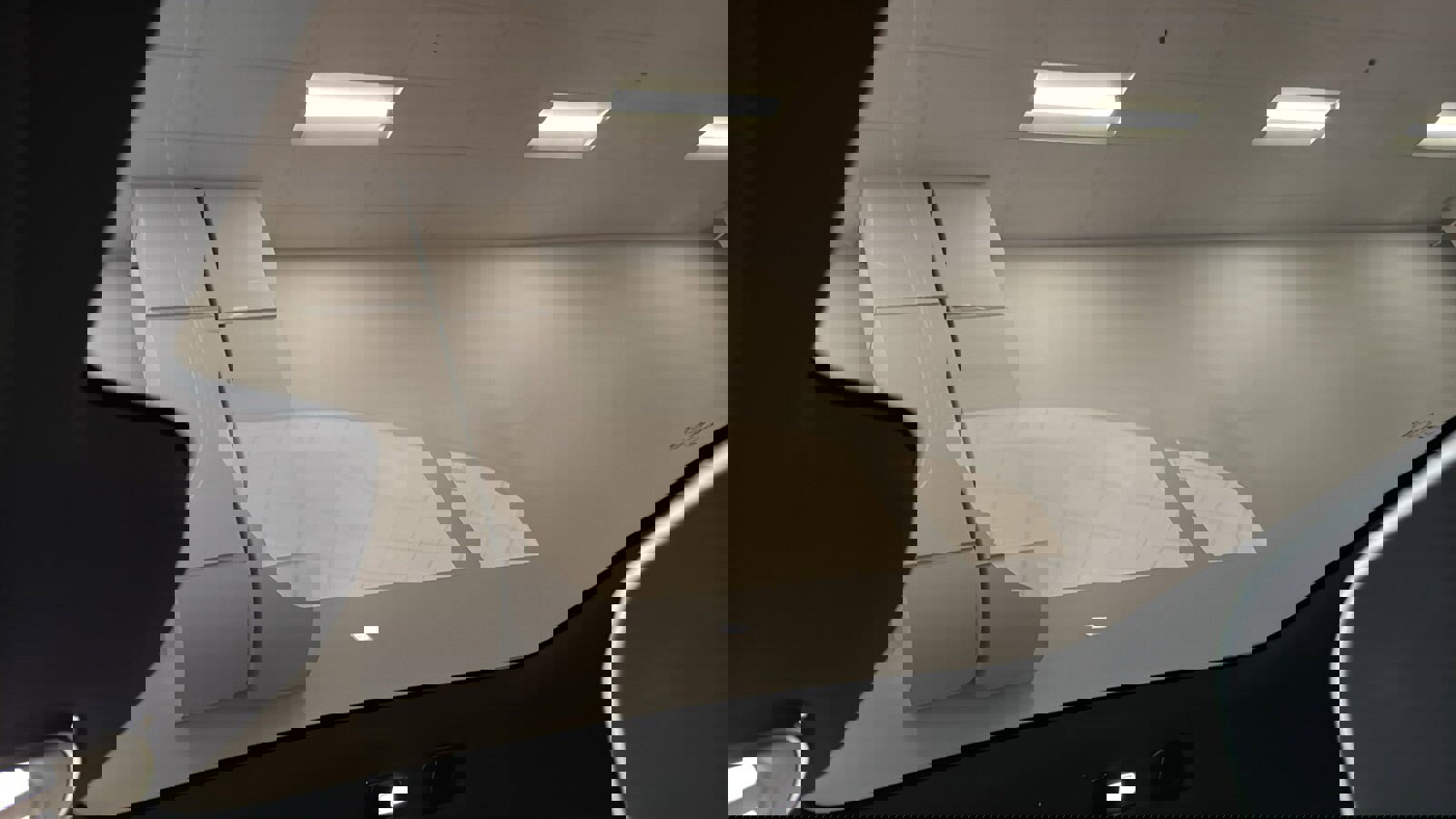 Used 2023 Volvo C40 P8 Recharge Ultimate image 25