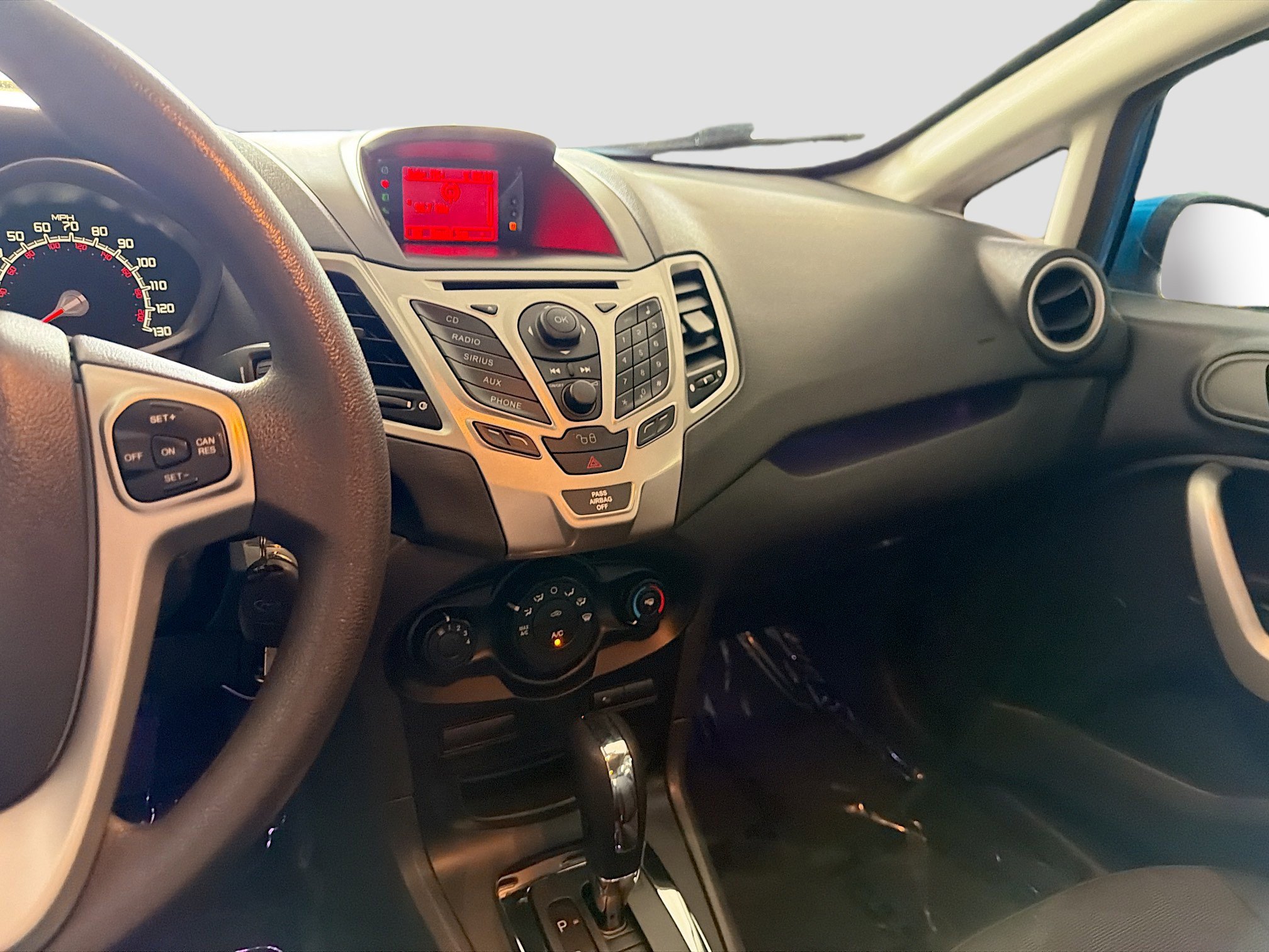 Used 2012 Ford Fiesta SE FWD image 24