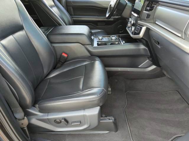 Used 2024 Ford Expedition Max XLT AWD/4WD image 21