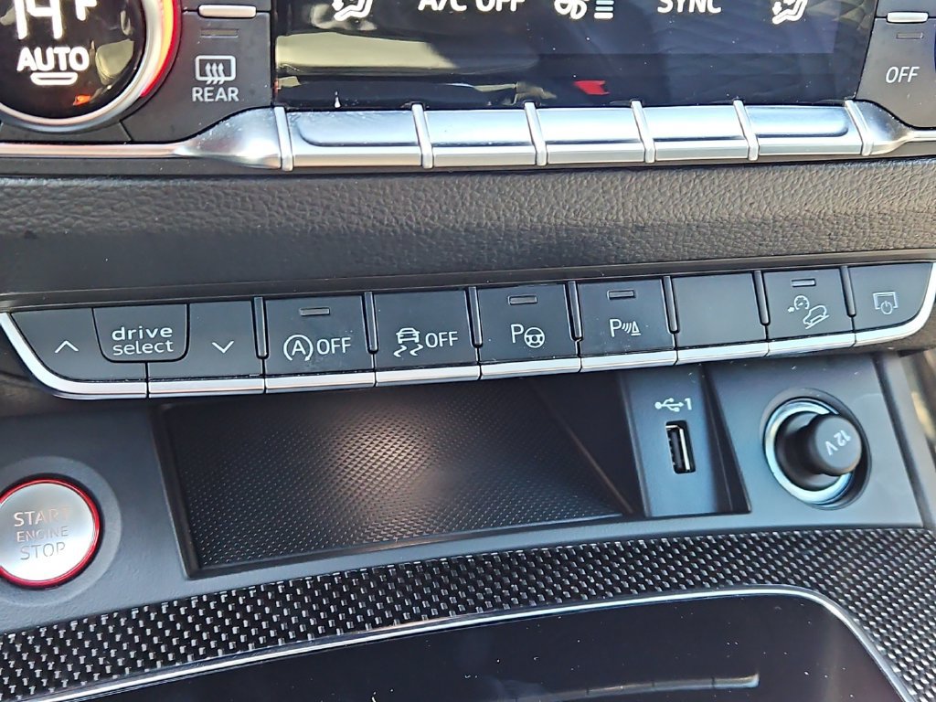 Certified 2024 Audi SQ5 Prestige w/ Prestige Package AWD/4WD image 18