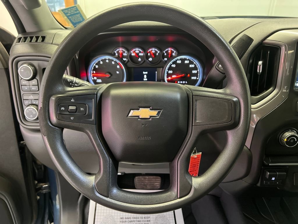 Used 2019 Chevrolet Silverado 1500 Custom w/ Custom Value Package AWD/4WD image 25