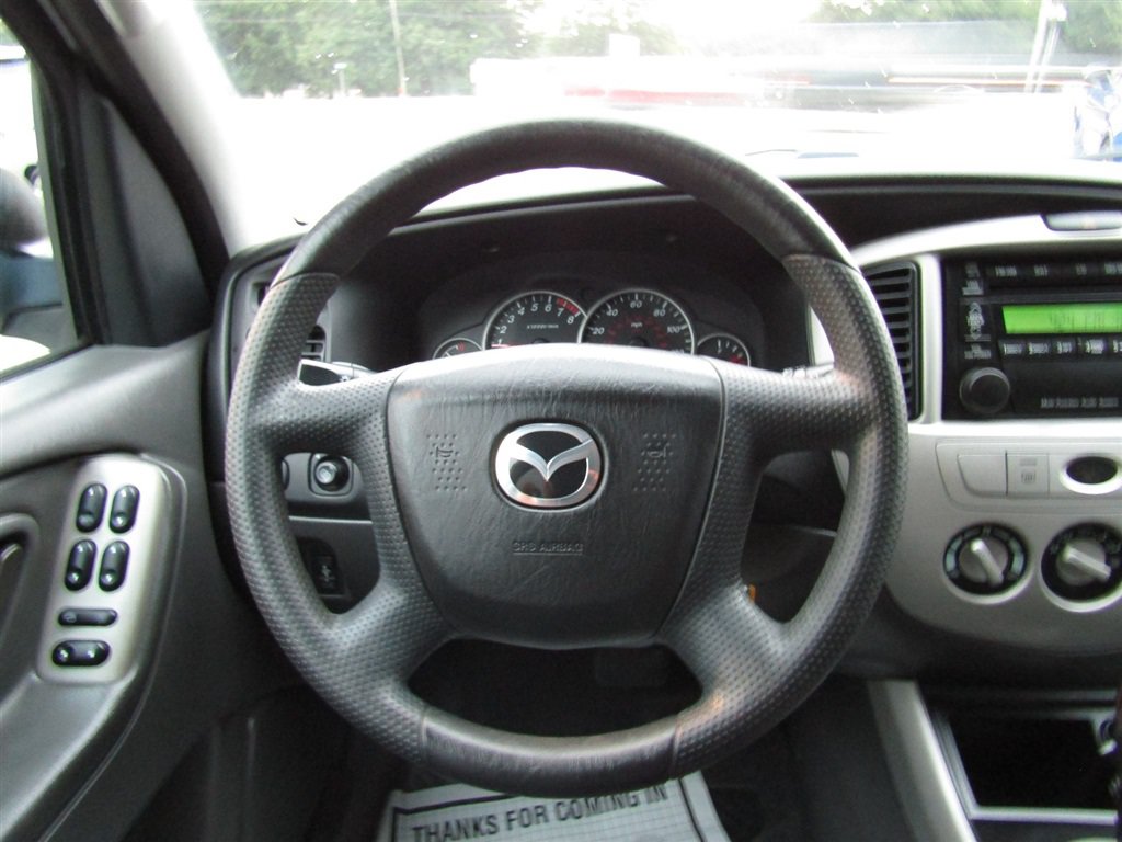 Used 2005 MAZDA Tribute I FWD image 26