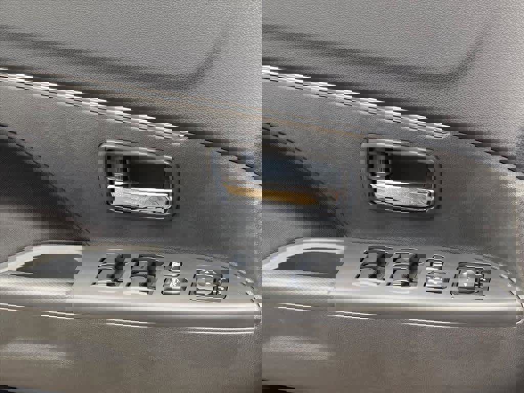 New 2025 Mitsubishi Outlander Sport ES image 10