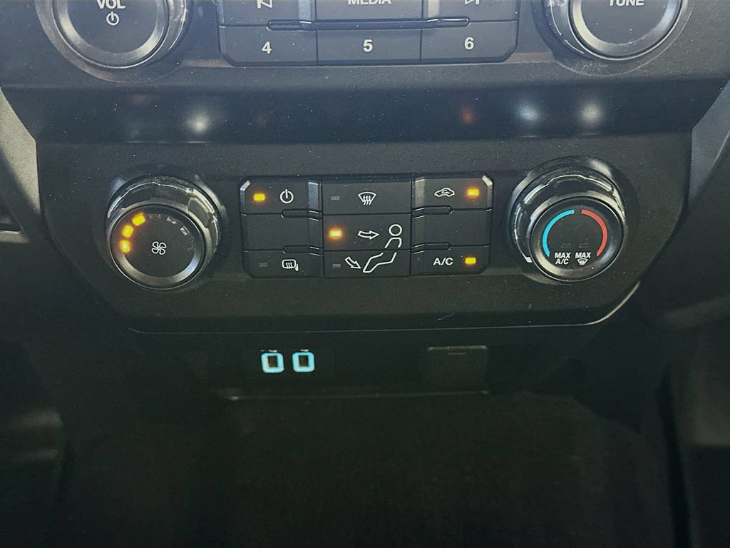 Used 2019 Ford F250 XLT w/ Snow Plow Prep Package AWD/4WD image 18
