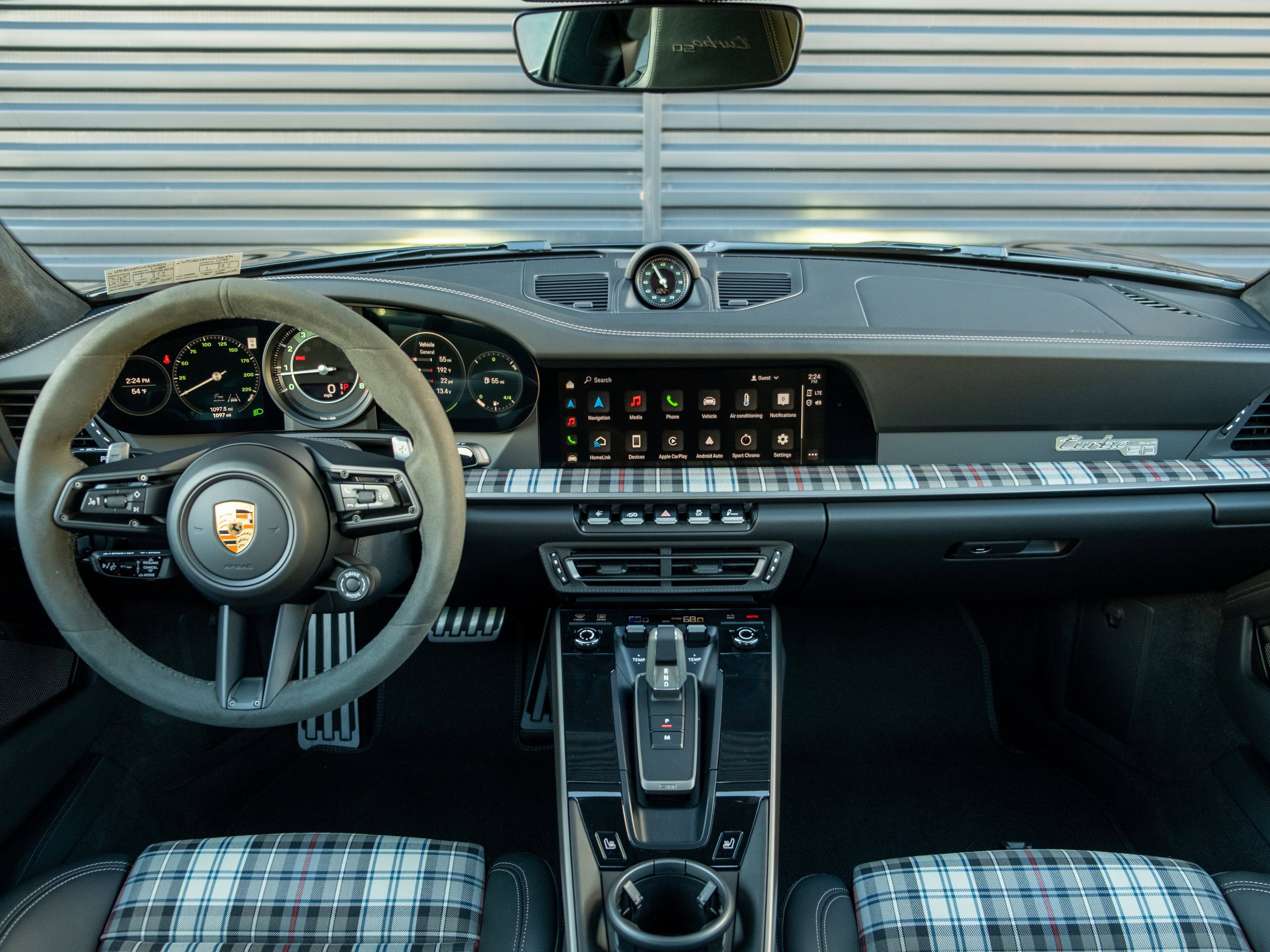 Certified 2025 Porsche 911 Turbo image 32