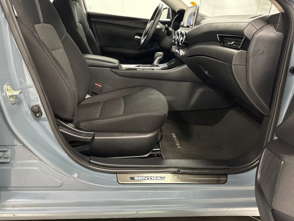 Used 2024 Nissan Sentra SV w/ All-Weather Package FWD image 21