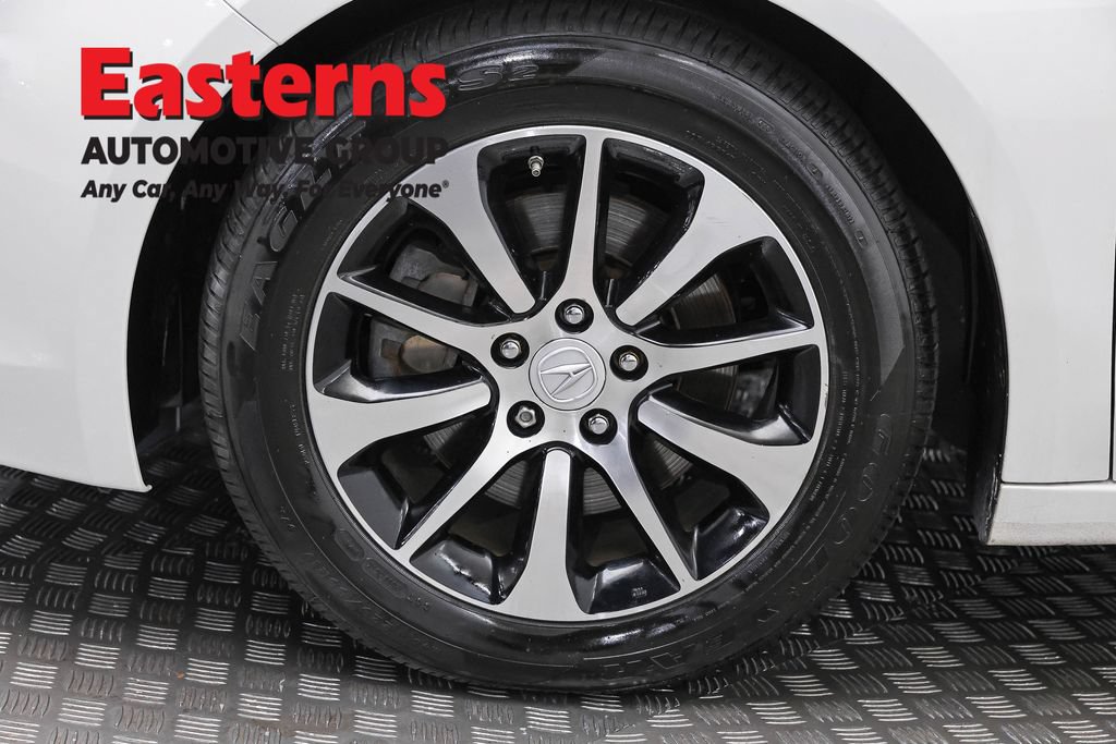 Used 2017 Acura TLX FWD image 32