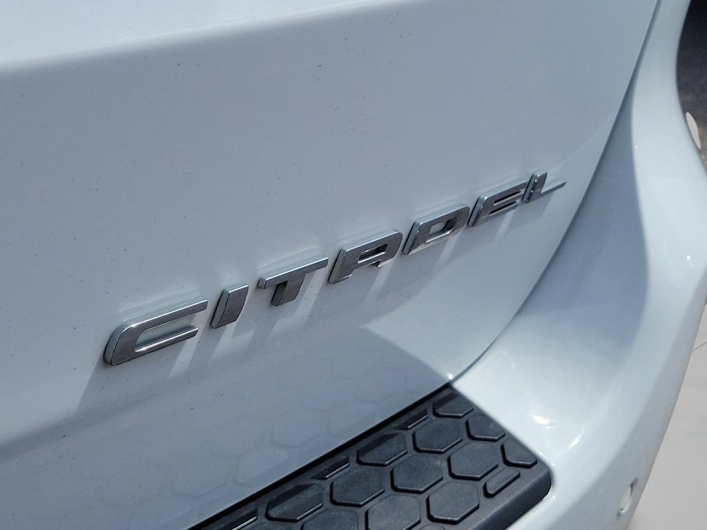 Used 2018 Dodge Durango Citadel w/ Technology Group AWD/4WD image 40
