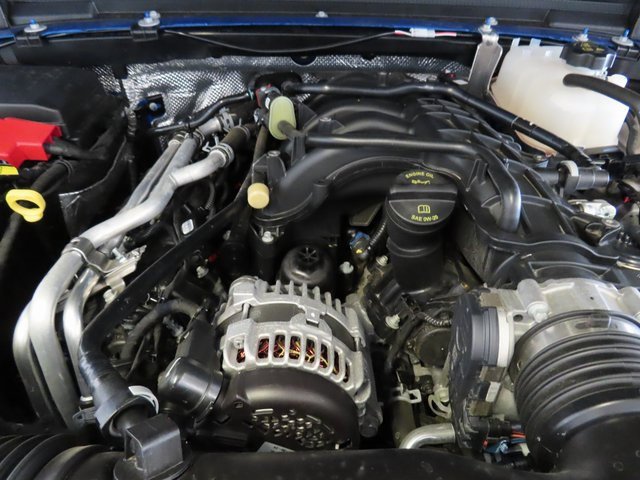 Used 2025 Jeep Gladiator Sport image 33