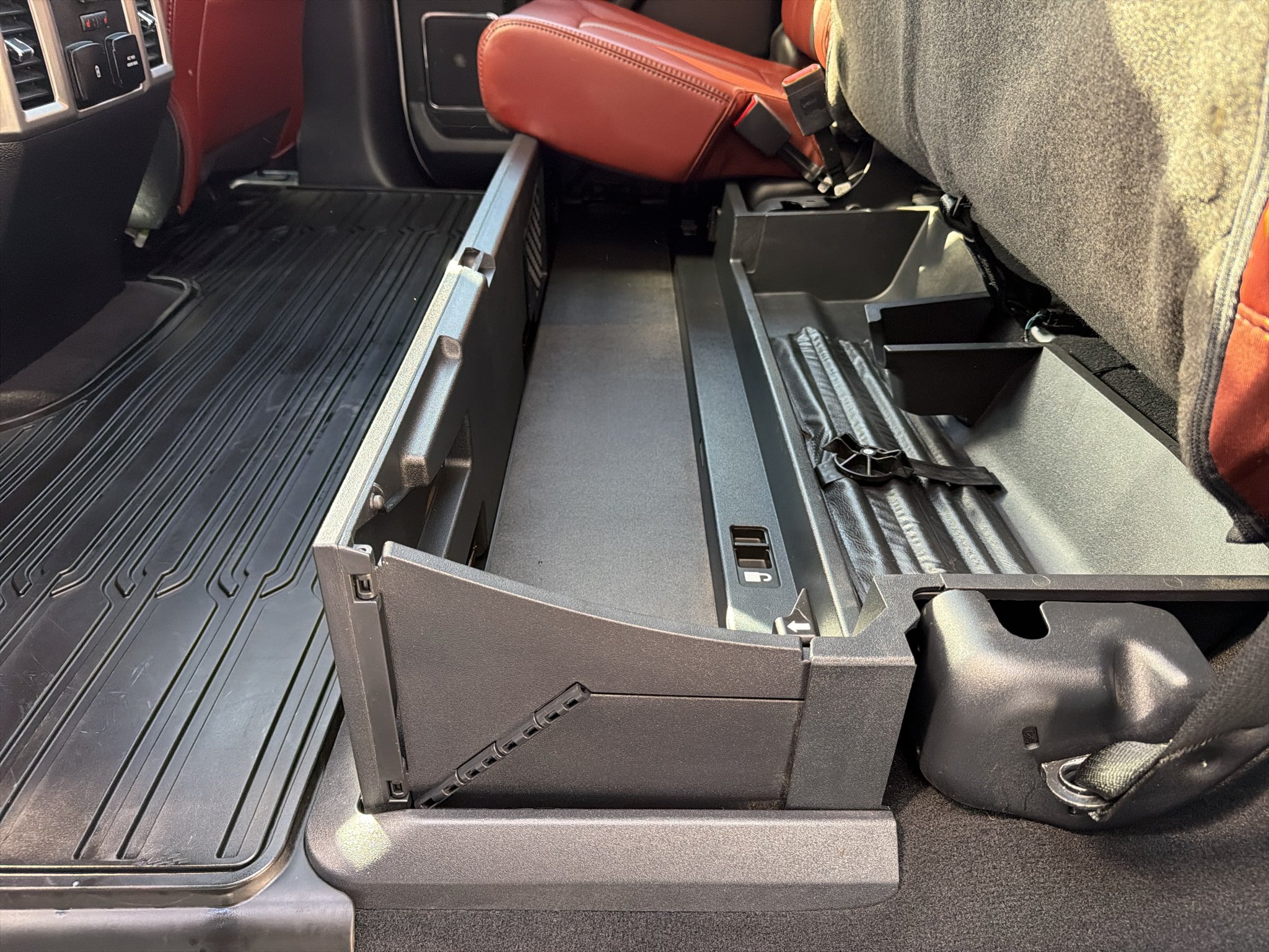 Certified 2021 Ford F350 Platinum AWD/4WD image 46