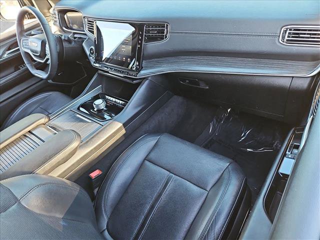 Used 2024 Jeep Wagoneer Series II w/ Flexible Seating Group RWD image 24