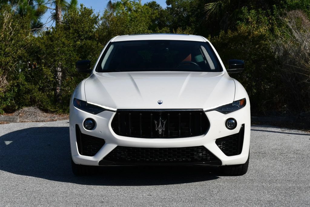 Used 2022 Maserati Levante Modena AWD/4WD image 9