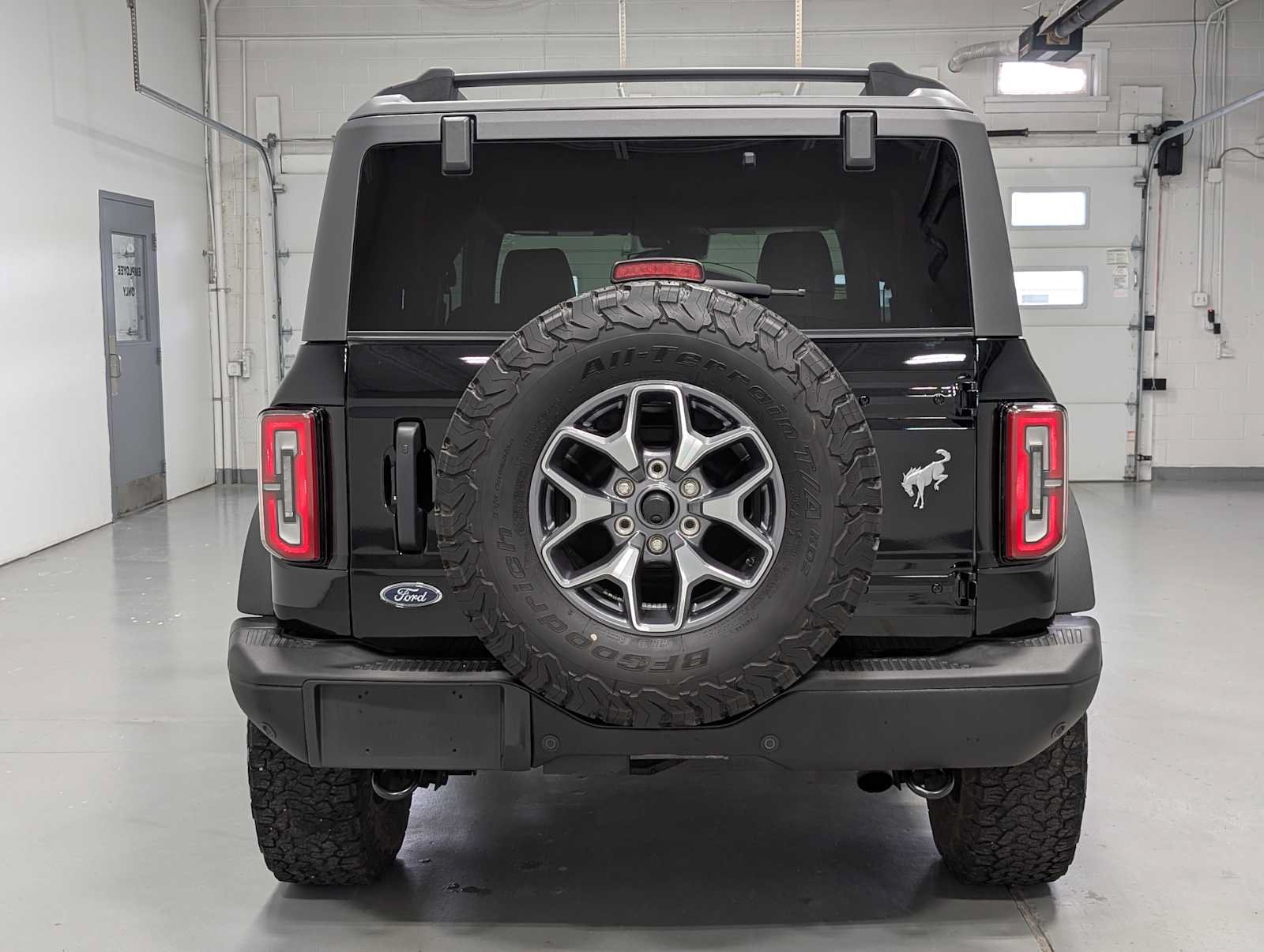 Used 2024 Ford Bronco Badlands AWD/4WD image 9