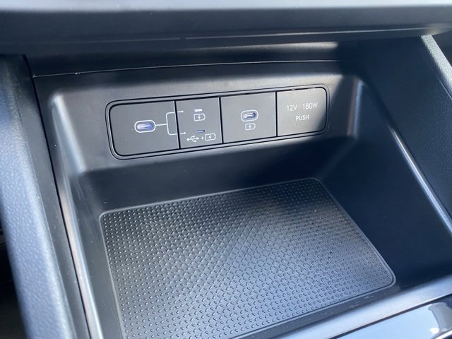 New 2025 Hyundai Tucson SE image 18