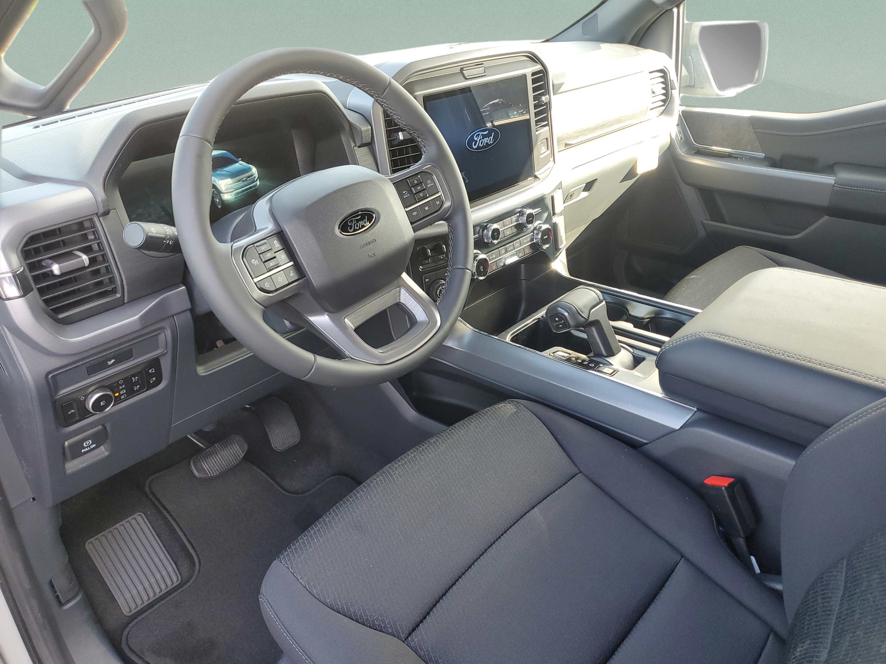New 2026 Ford F150 XLT w/ Equipment Group 302A MID AWD/4WD image 15
