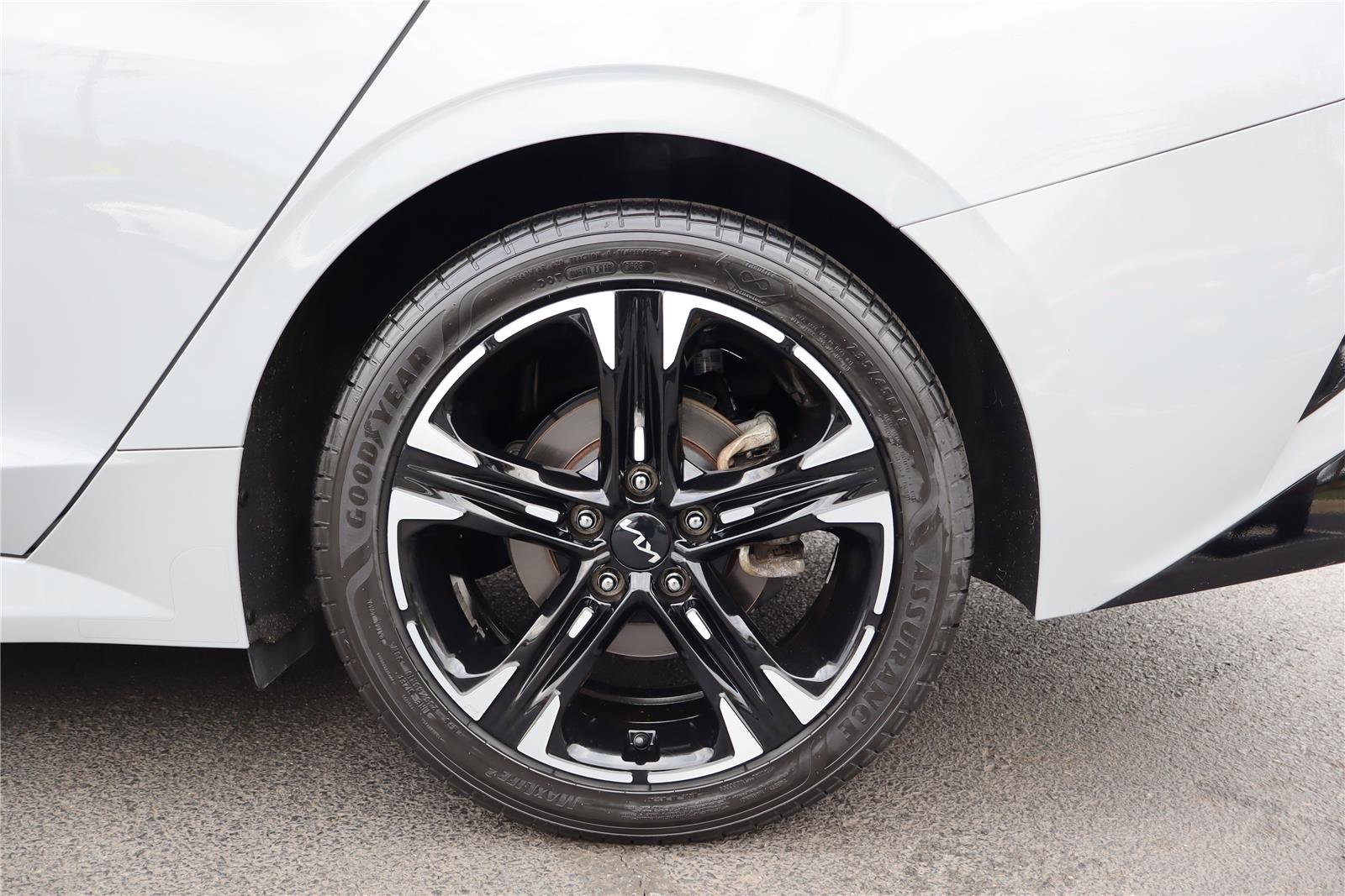 Certified 2023 Kia K5 GT-Line AWD/4WD image 11