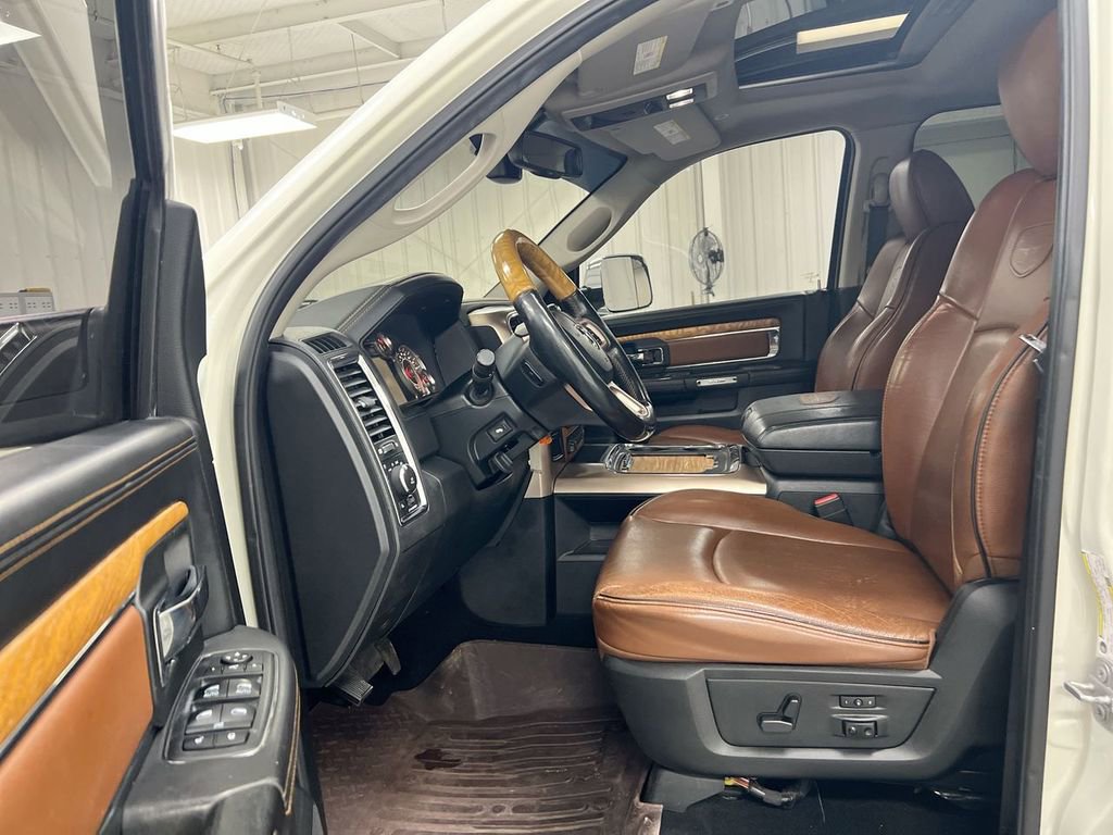Used 2018 RAM 2500 Longhorn w/ Convenience Group AWD/4WD image 15