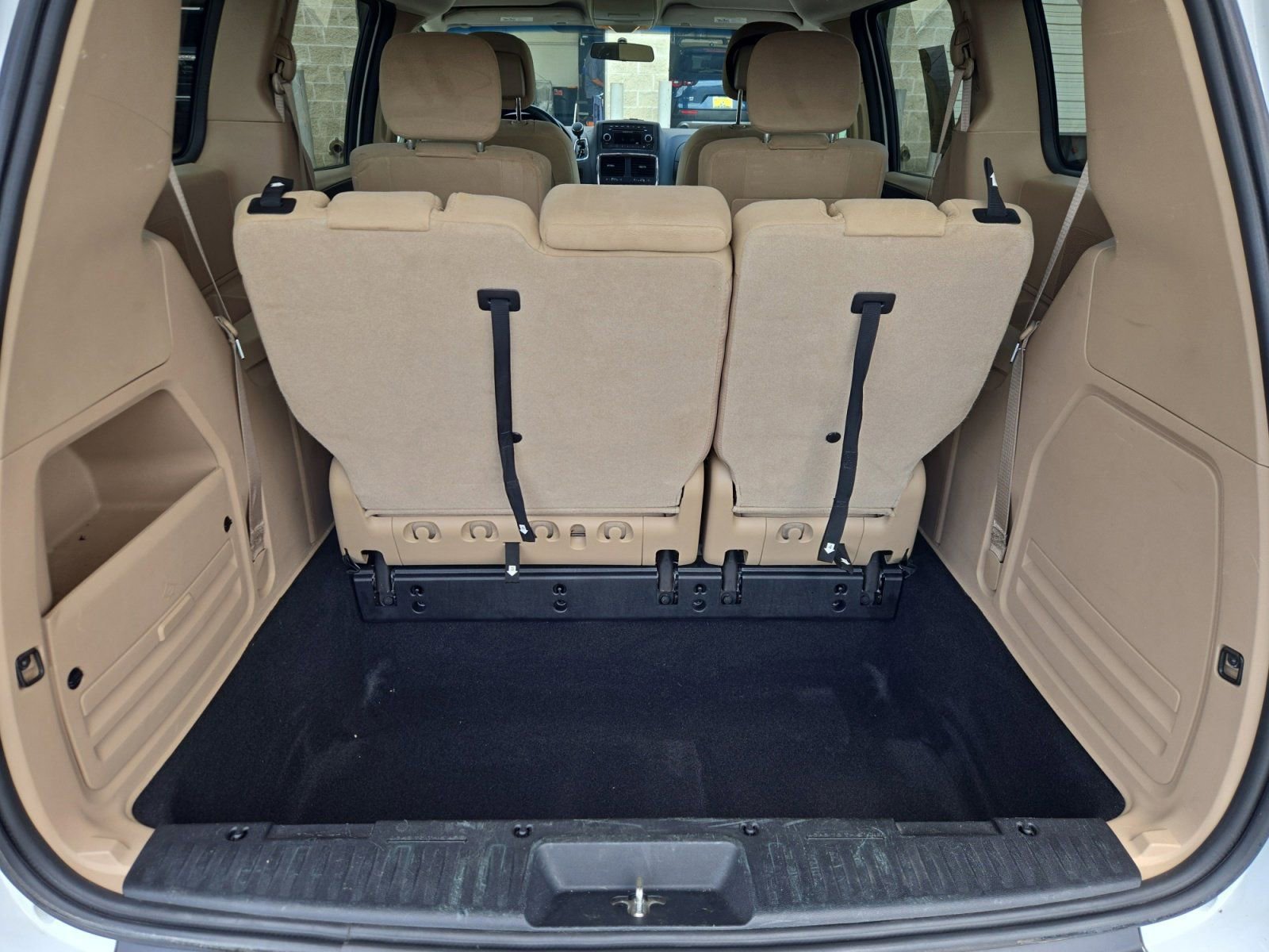 Used 2015 Dodge Grand Caravan SE w/ Quick Order Package 29E SE FWD image 25