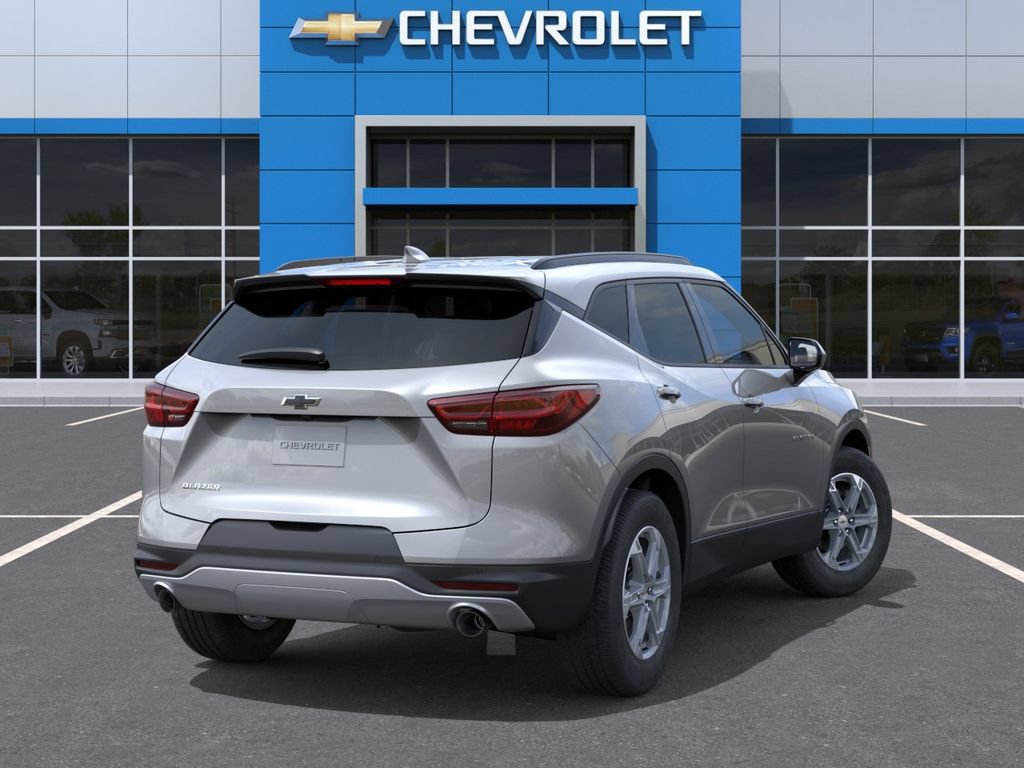 New 2026 Chevrolet Blazer LT w/ Convenience Package FWD image 4