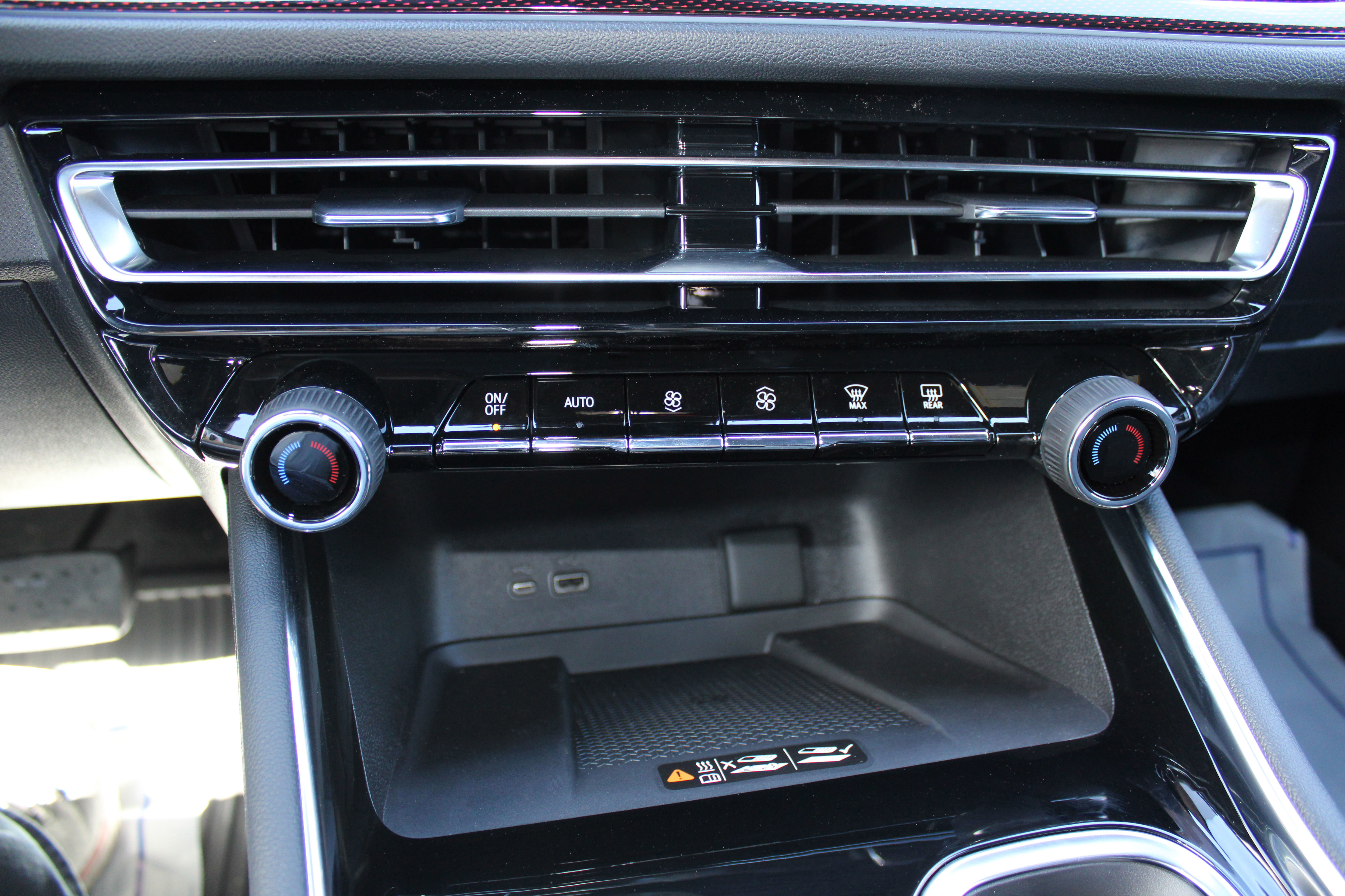 New 2026 Chevrolet Traverse Z71 image 34