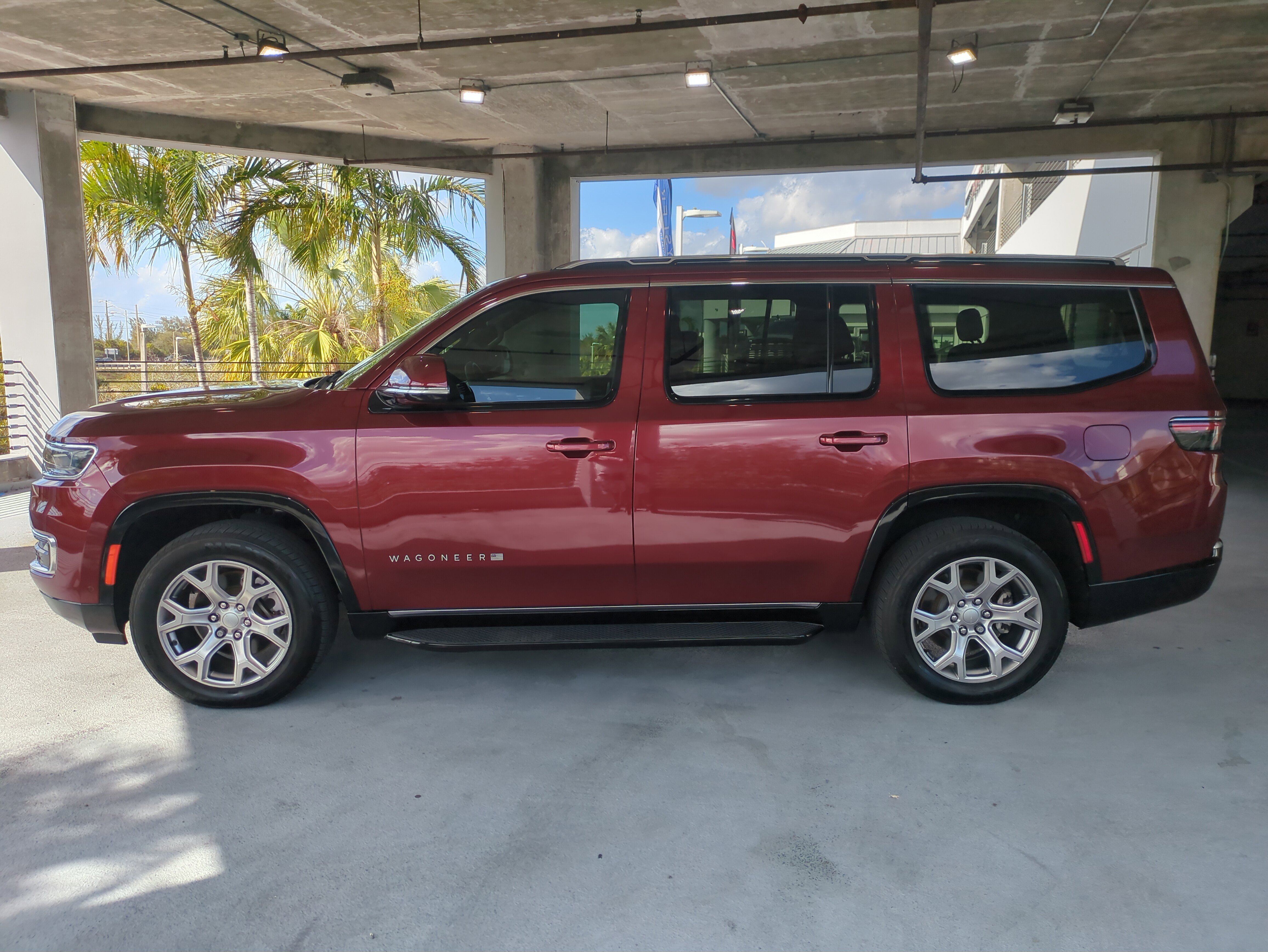 Used 2022 Jeep Wagoneer Series II image 9
