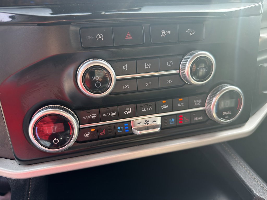 Used 2024 Ford Expedition Max XLT image 32