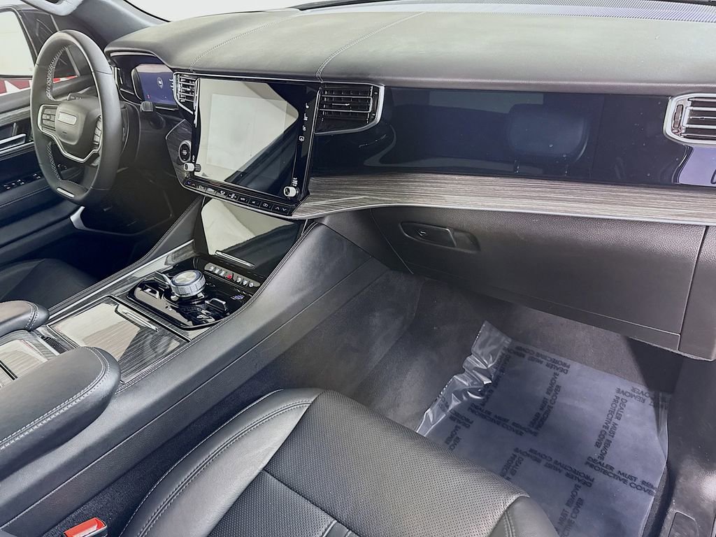 Used 2022 Jeep Wagoneer Series III w/ Premium Group I image 37