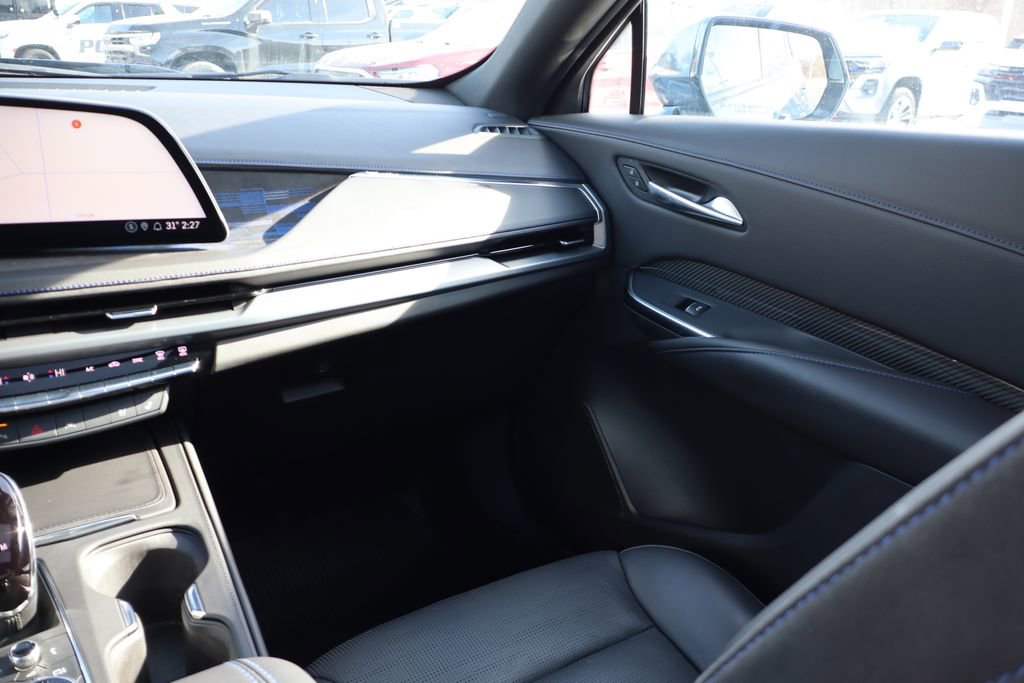 Used 2024 Cadillac XT4 Sport image 44