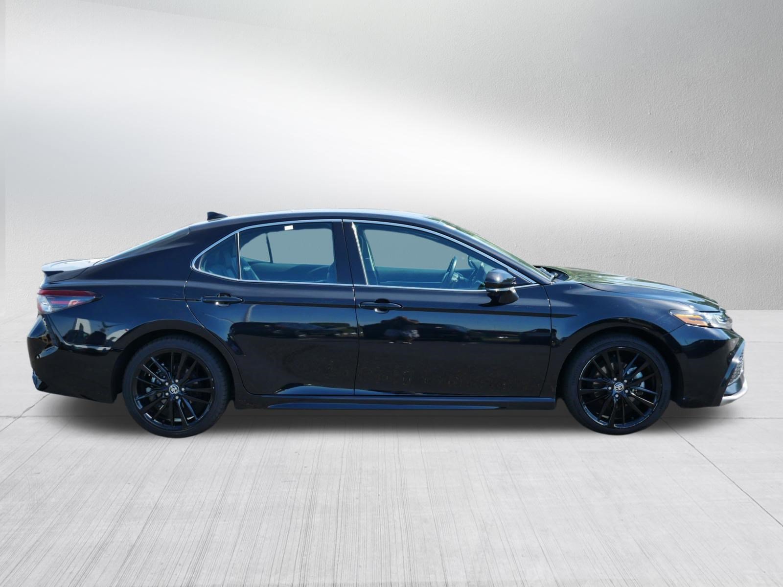 Certified 2023 Toyota Camry XSE FWD image 8