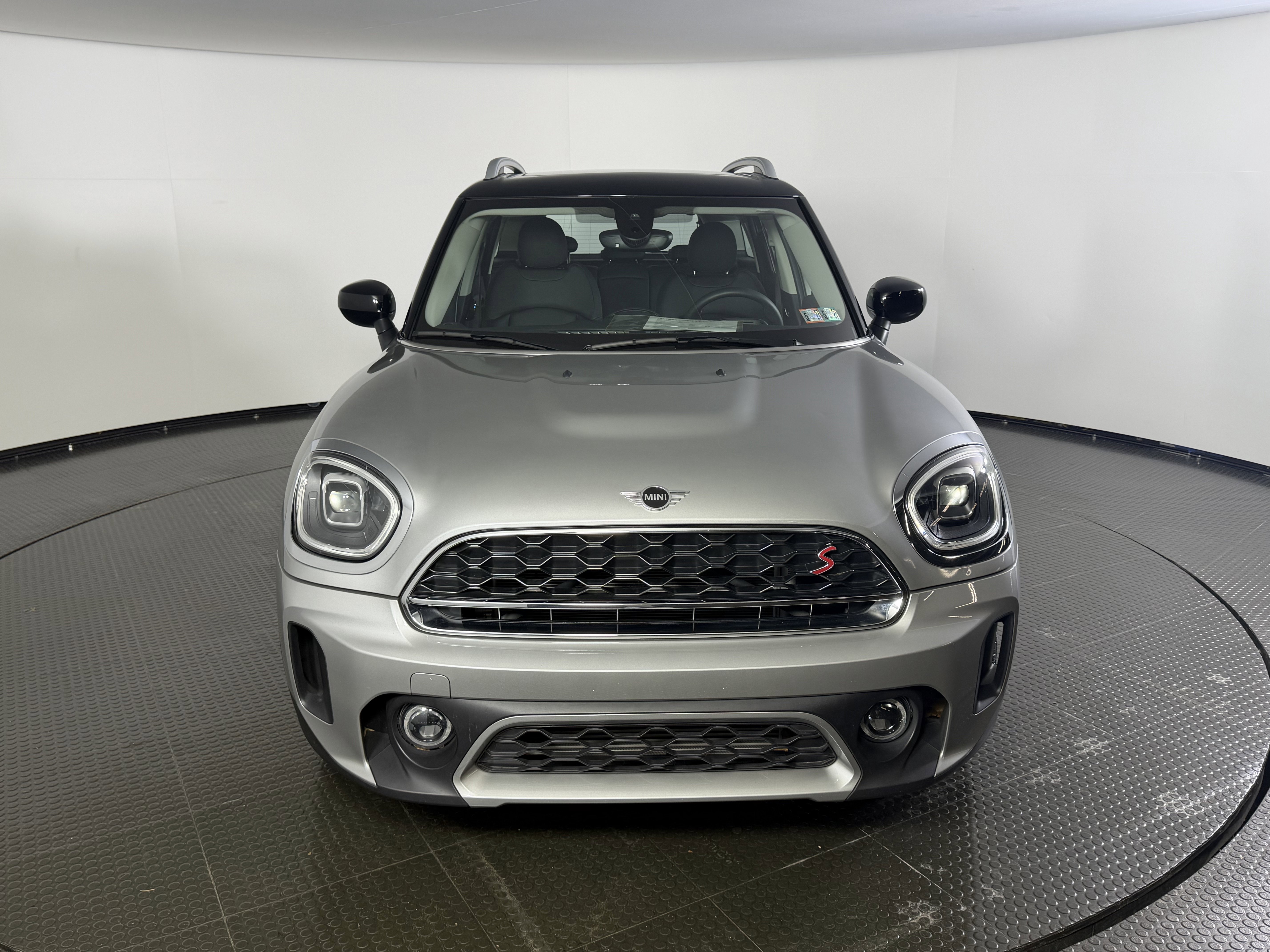 Used 2024 MINI Cooper Countryman S FWD image 2