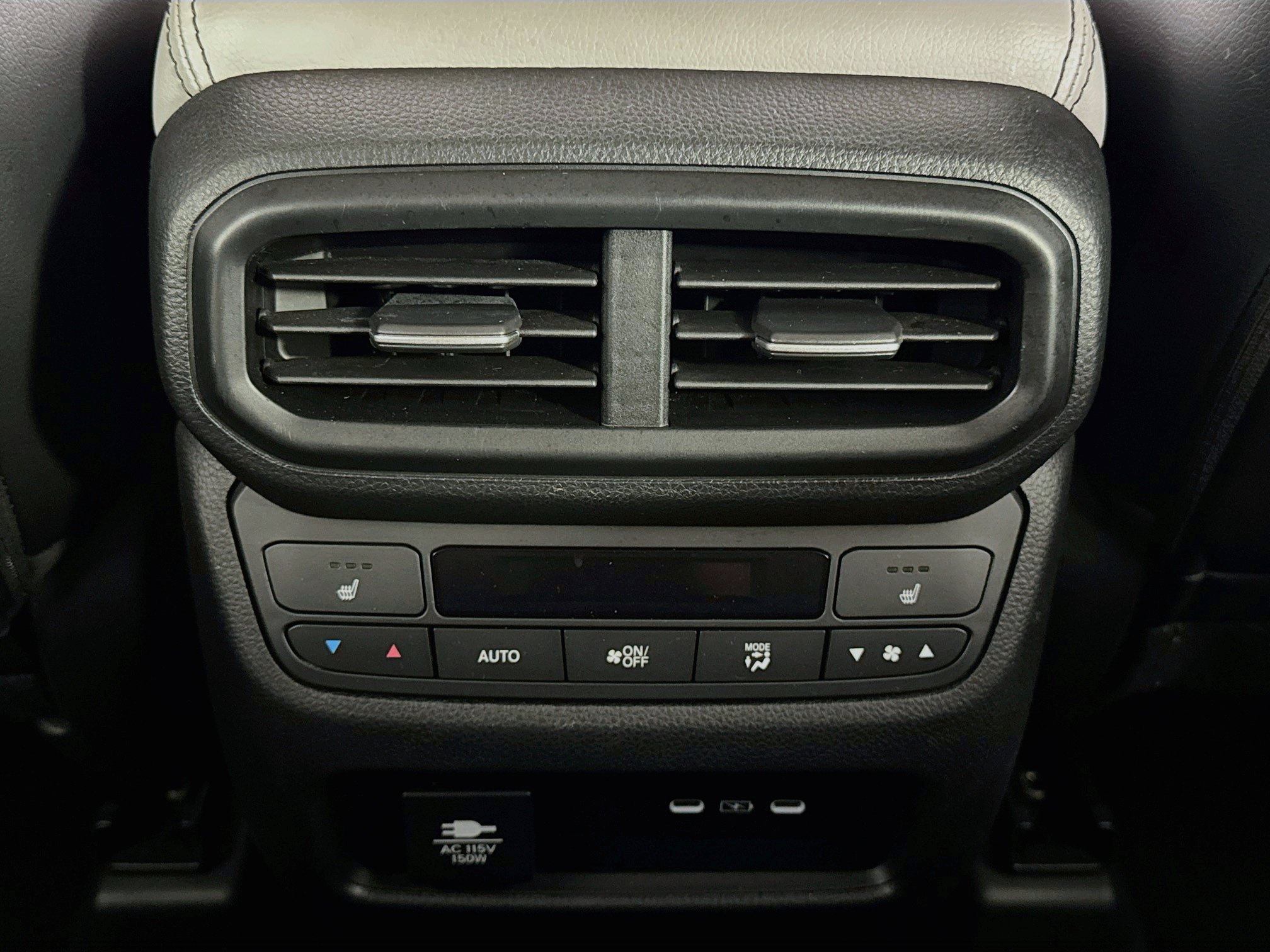 Certified 2025 Honda Pilot Elite image 27