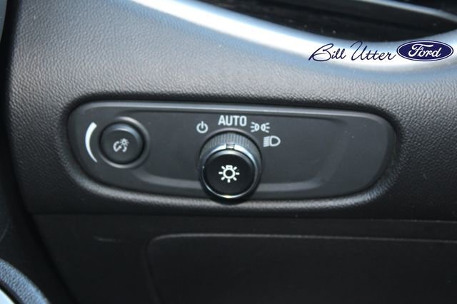 Used 2024 Chevrolet Malibu LT image 21