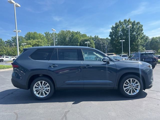New 2026 Toyota Grand Highlander AWD image 4
