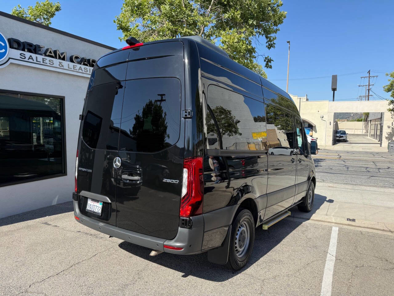 Used 2022 Mercedes-Benz Sprinter 2500 image 8