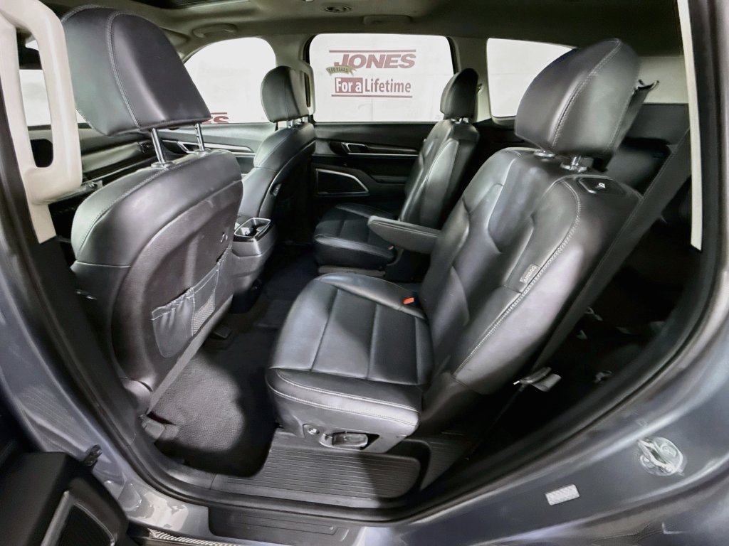 Used 2025 Kia Telluride S FWD image 27