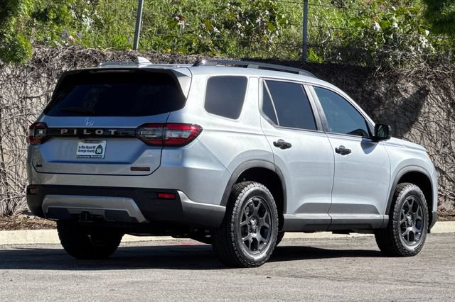 New 2026 Honda Pilot TrailSport image 4