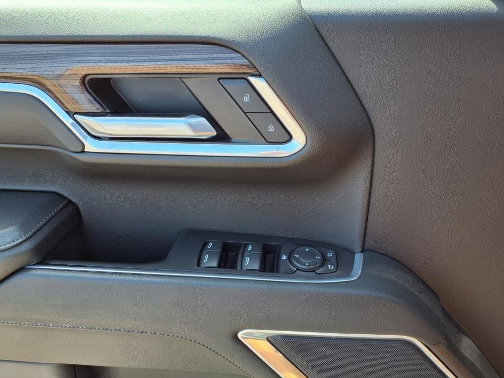 Used 2024 Chevrolet Silverado 1500 LT image 18