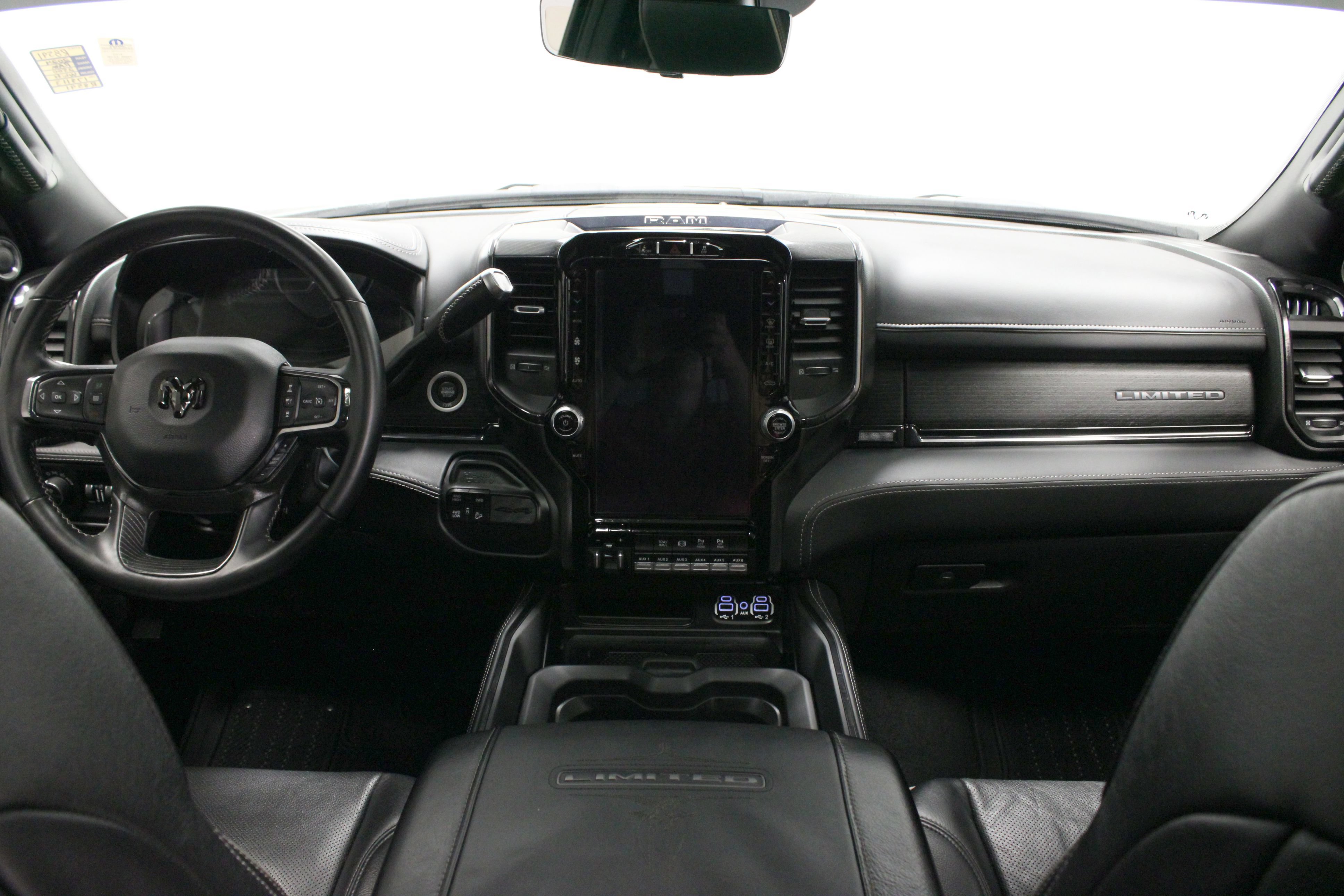 Used 2024 RAM 2500 Limited AWD/4WD image 18