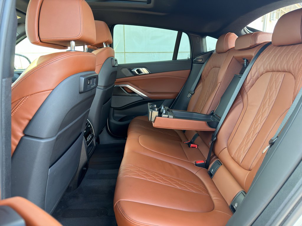 Used 2022 BMW X6 M50i w/ Premium Package image 18