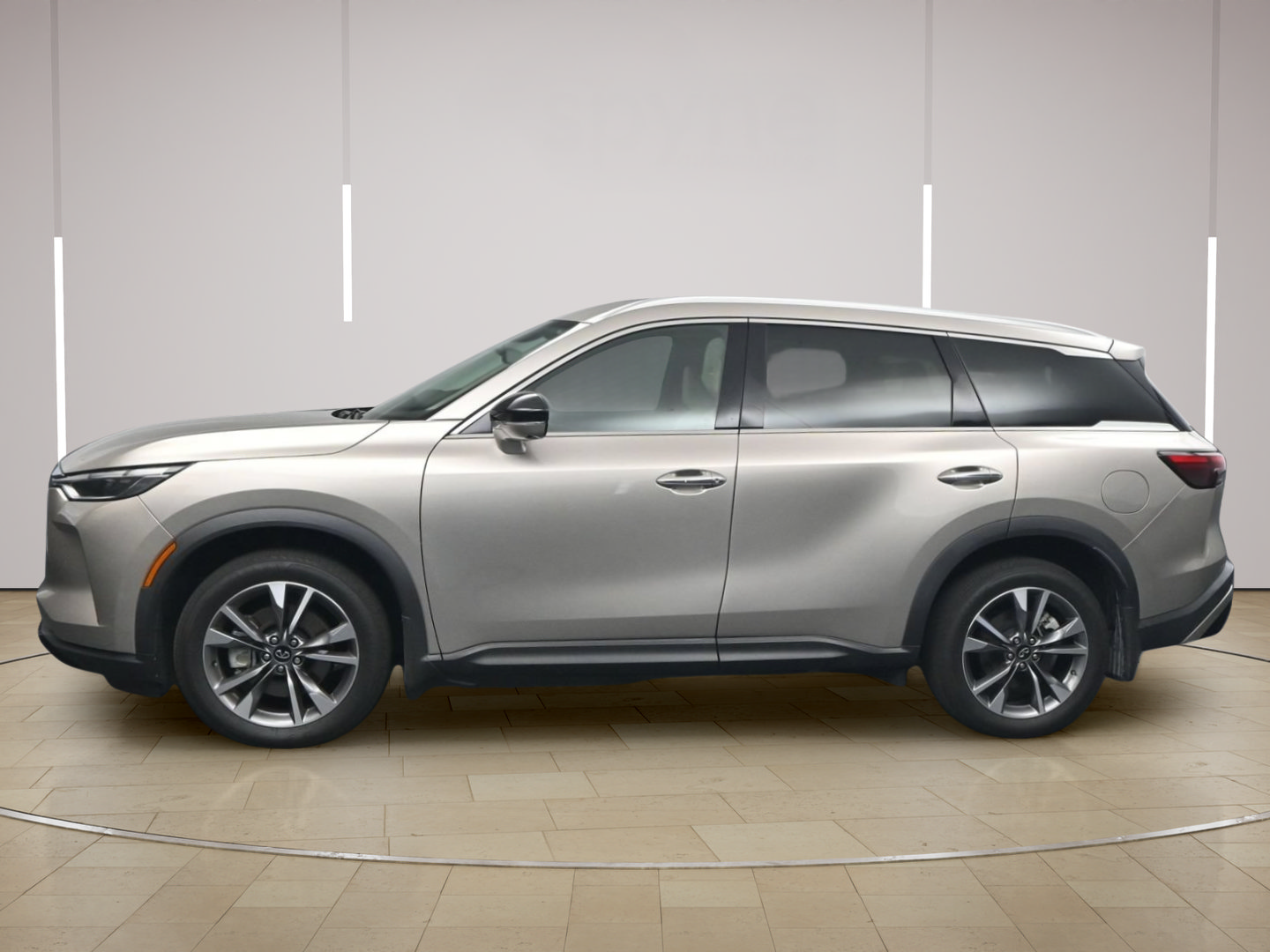 Used 2024 INFINITI QX60 Luxe FWD image 4