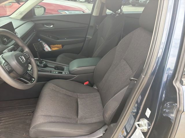 Used 2024 Honda Accord EX image 11