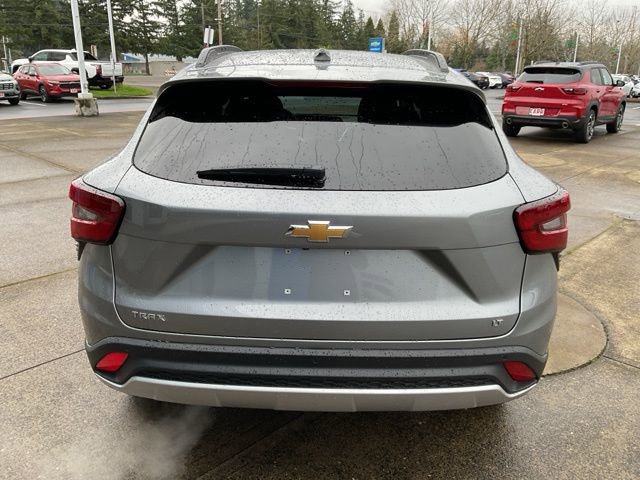 New 2026 Chevrolet Trax LT w/ Driver Confidence Package image 7