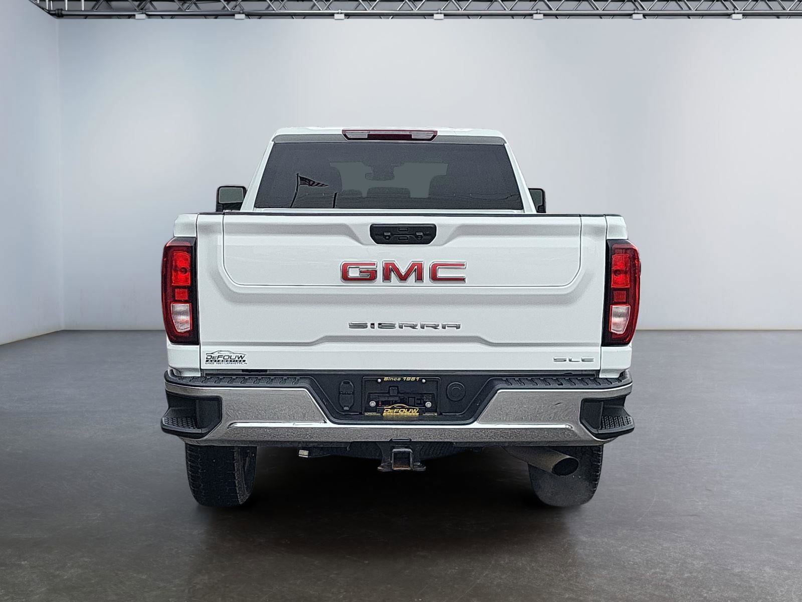 Used 2024 GMC Sierra 2500 SLE w/ SLE Value Package image 4