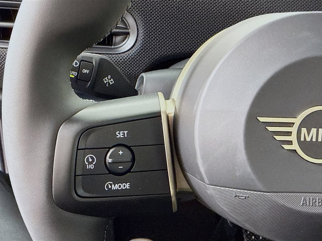 Used 2026 MINI Cooper S FWD image 13