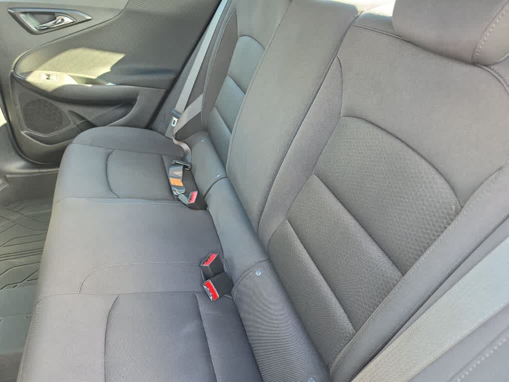 Used 2024 Chevrolet Malibu RS FWD image 25