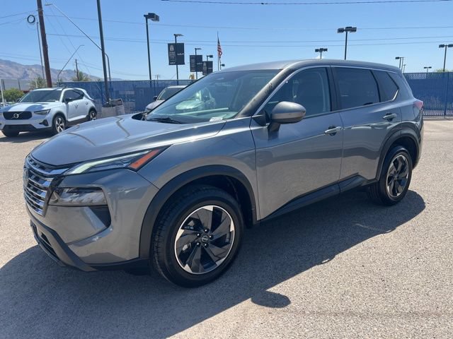 Used 2025 Nissan Rogue SV FWD image 8