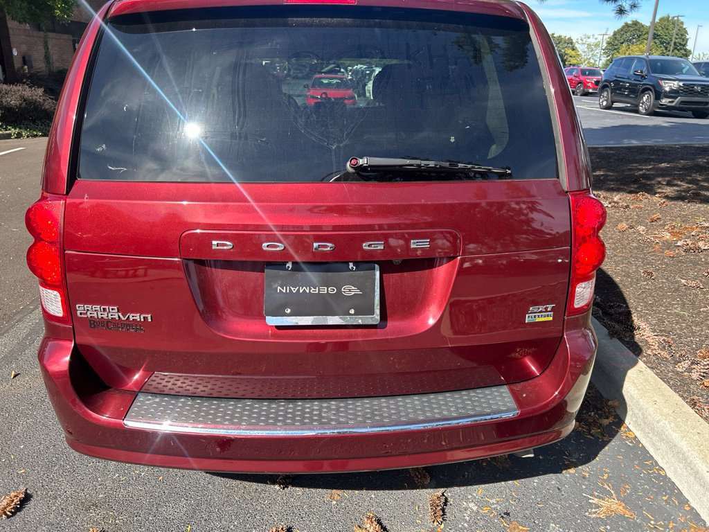 Used 2017 Dodge Grand Caravan SXT FWD image 7