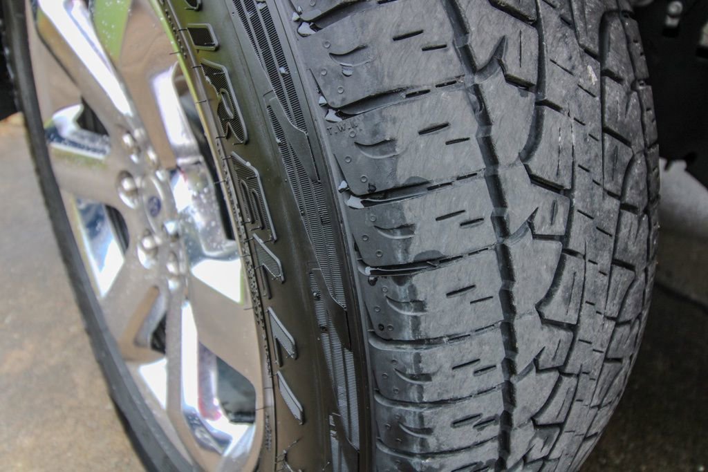 Used 2023 Ford F150 Lariat w/ Equipment Group 502A High image 6